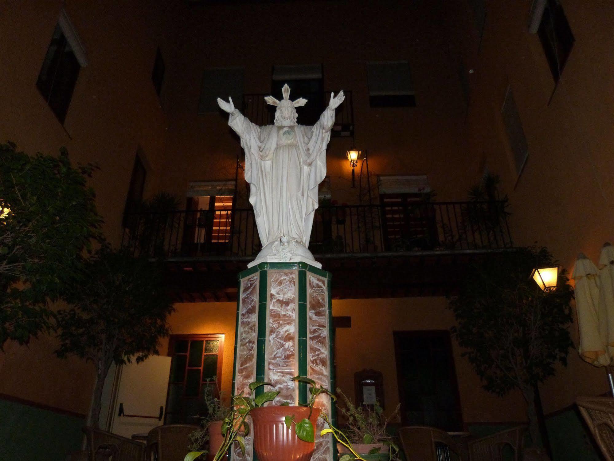 Hostal Loreto Denia Exterior photo